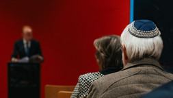 Mut entwickeln. Erkenntnisse und Erinnerungen zum internationalen Holocaust-Gedenktag